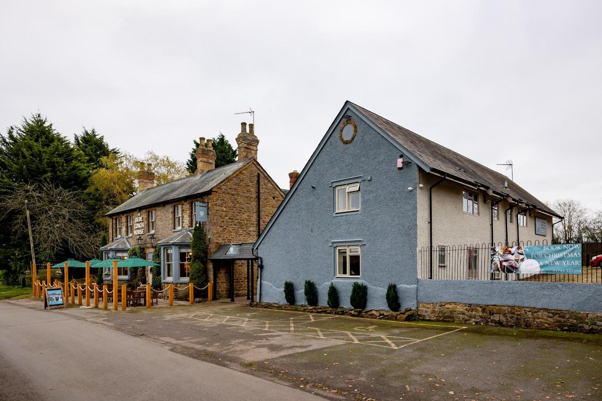 The Olde Coach House Inn Ashby Saint Ledgers Dış mekan fotoğraf
