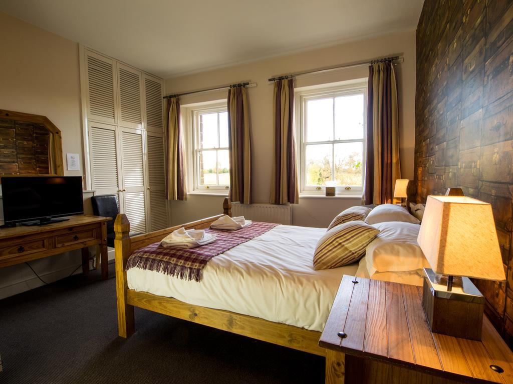 The Olde Coach House Inn Ashby Saint Ledgers Dış mekan fotoğraf