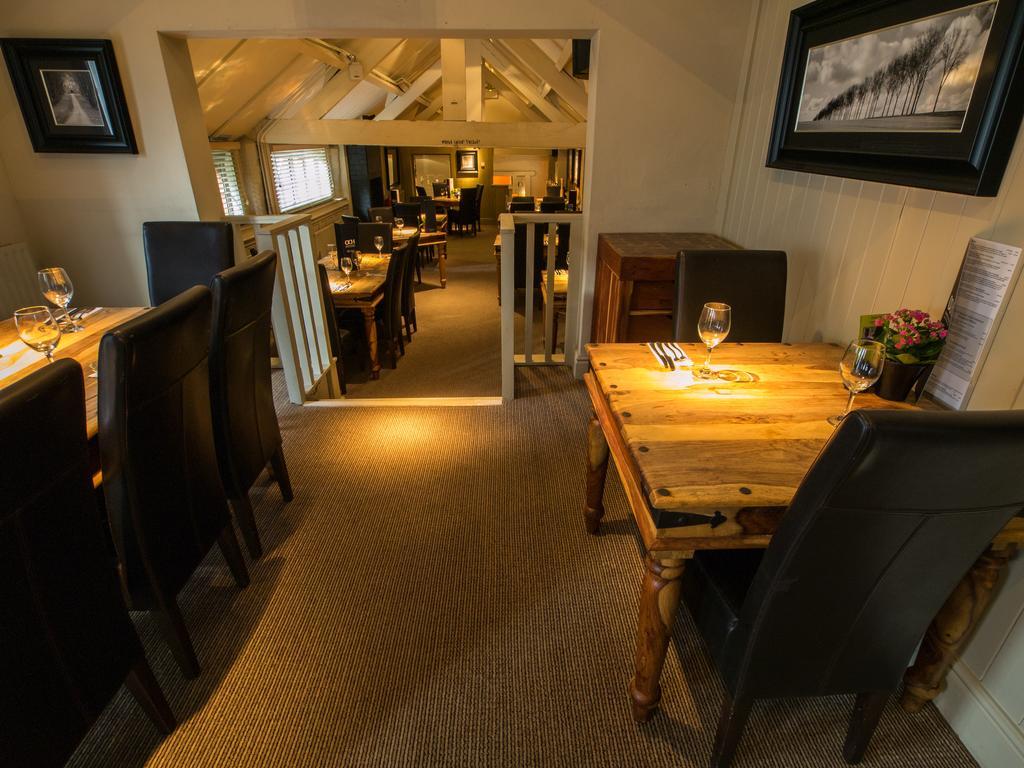 The Olde Coach House Inn Ashby Saint Ledgers Dış mekan fotoğraf