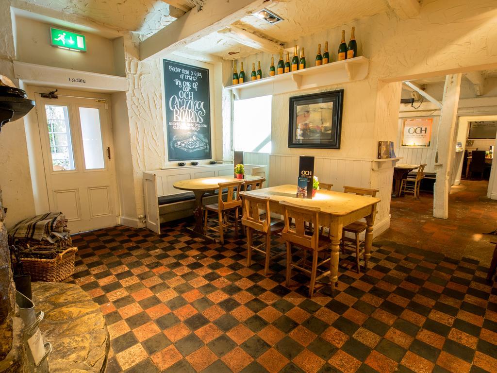 The Olde Coach House Inn Ashby Saint Ledgers Dış mekan fotoğraf