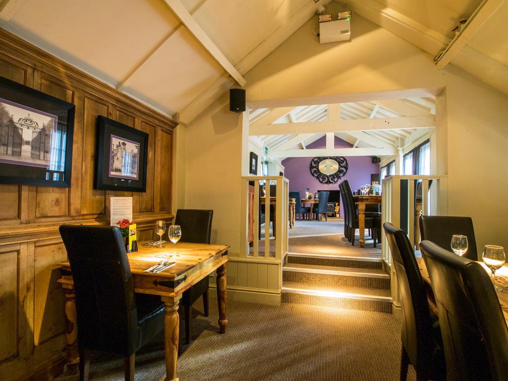 The Olde Coach House Inn Ashby Saint Ledgers Dış mekan fotoğraf