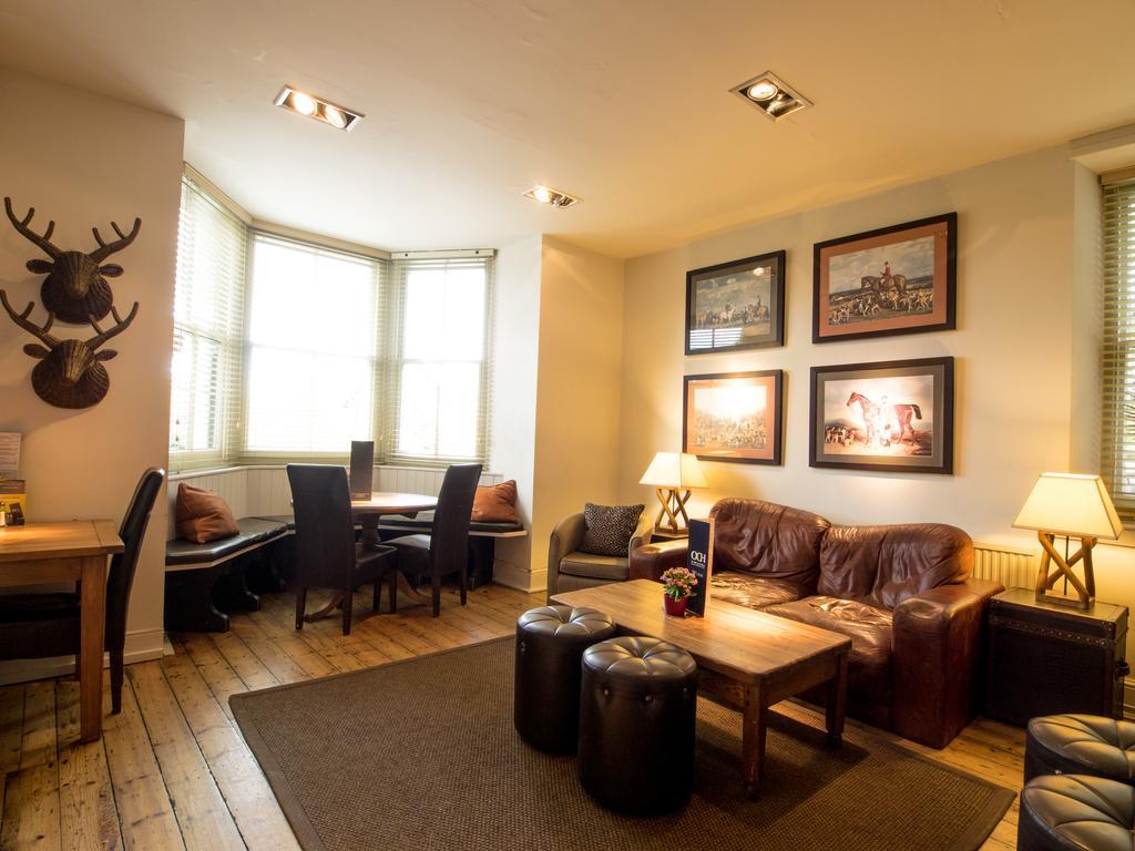 The Olde Coach House Inn Ashby Saint Ledgers Dış mekan fotoğraf