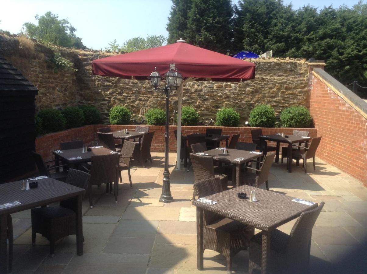 The Olde Coach House Inn Ashby Saint Ledgers Dış mekan fotoğraf
